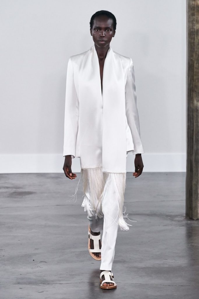 Trend Report: Command Attention in All White